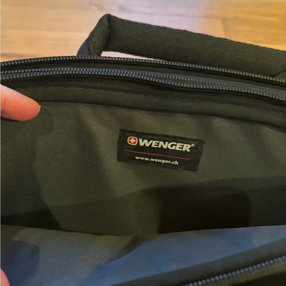 Wenger Black Small Laptop or Tablet Bag